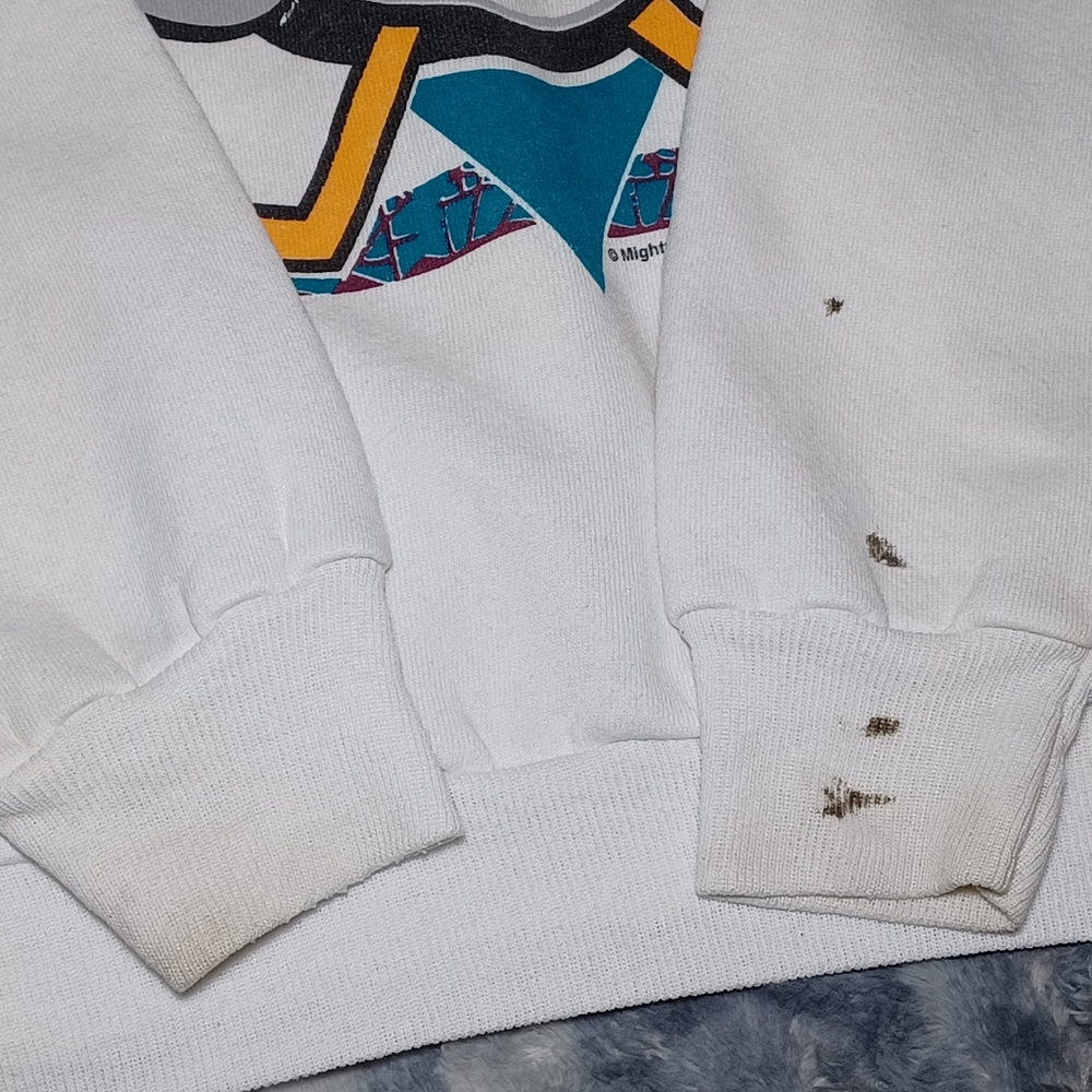 Vintage Mighty Ducks Sweatshirt - Picture 7 of 10